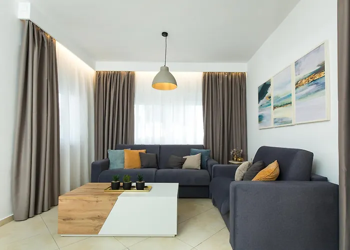 Kiss-Ammos Apartments